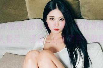 Bomi(普美)的泳衣全集，好像穿什么都能把人看呆，凌晨三点我竟然不敢自信。