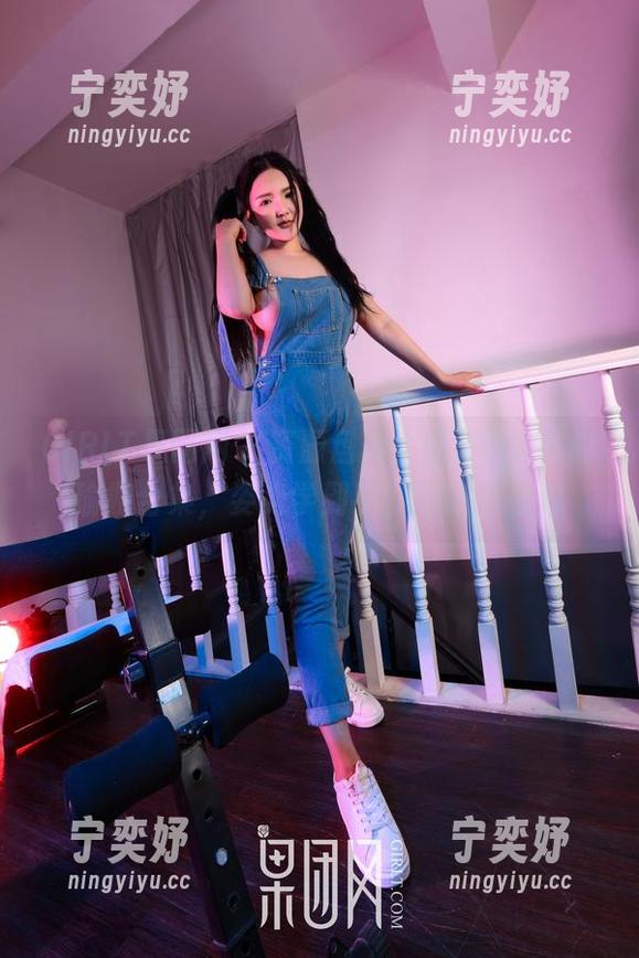 GIRLT果团网 - 资源盘点：蜜桃Q妹儿的瑜伽合集，姿势学到手，心态还得磨