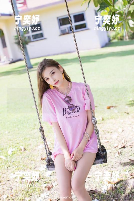 IMiss爱蜜社-九尾Ivy IMiss爱蜜社 - 九尾Ivy空姐的一底线:图册中4种姿势你敢尝试吗?