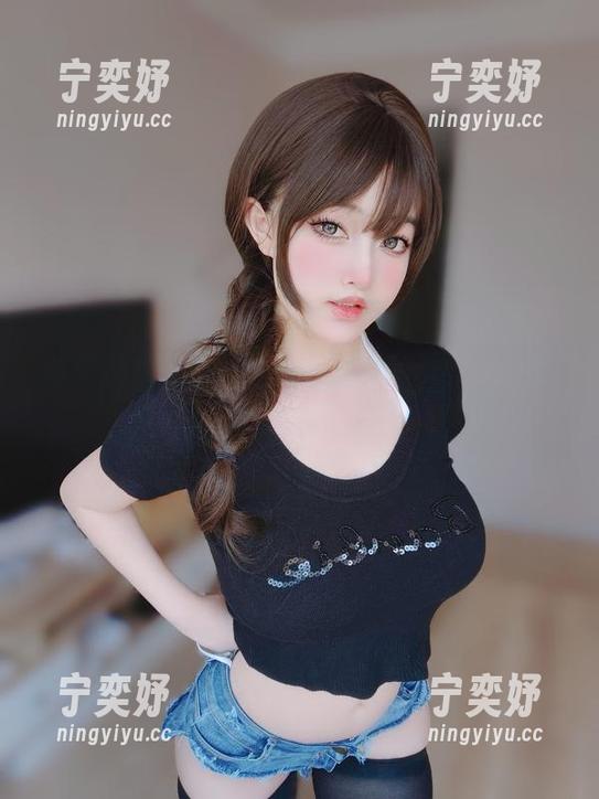 K酱 每天都想变成K酱壁纸里的那个女孩,没错吧!