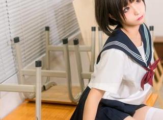 听说这条粉色睡裙上了喵糖映画的网盘，下载之前不妨想想：衣服先穿还是先看？