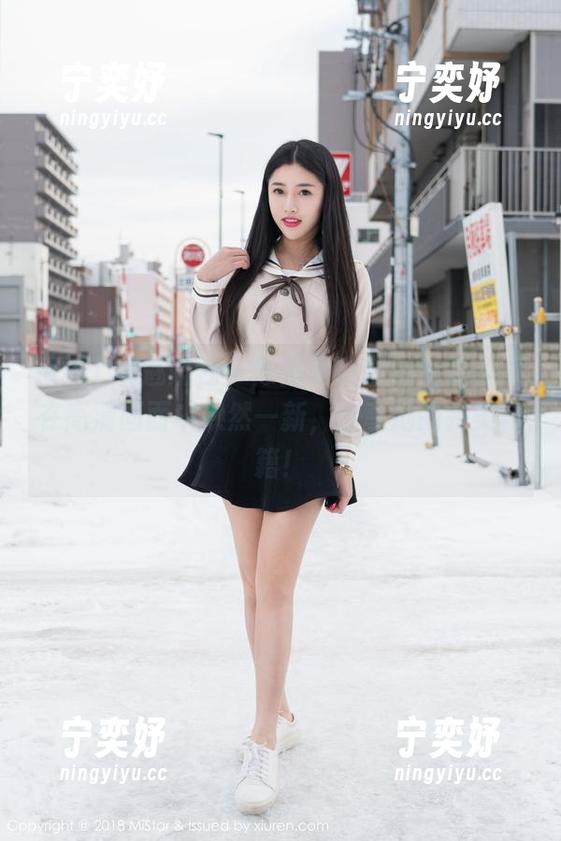 MiStar魅妍社 - 陈嘉嘉Tiffany的美足在高清画面中焕然一新，分享她的完美秘籍！