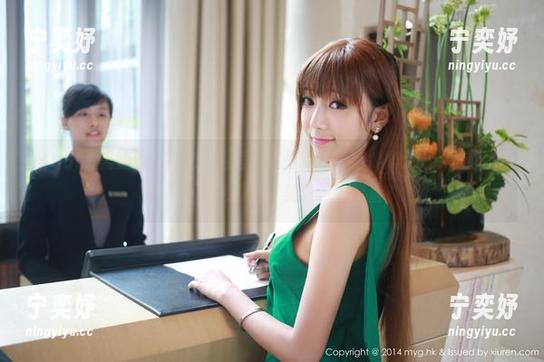 MyGirl美媛馆-糯美子MINIbabe MyGirl美媛馆 - 婚纱+私房,这是糯美子MINIbabe新的数学题:能不能解出“美”这个变量?