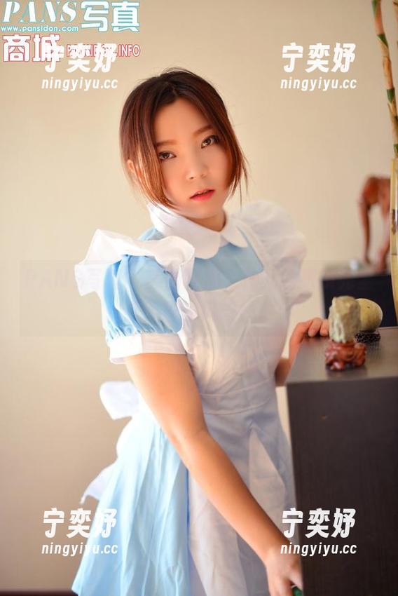 PANS写真 - 美图狂潮，仙儿的眼镜完全是无形的风景线。