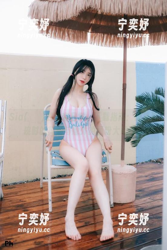 Sia(시아)的全套日常，下载指南：想看洗碗时的舞蹈与意外的面粉大战吗？