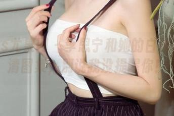 UGirls尤果网 – 李思宁和她的白衬衫：高清图集，别说我没提醒你！