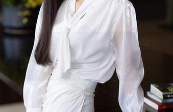 XIAOYU语画界 – 唐宁宁的透明私拍图集，凝视之下，似乎一切都有些不一样了