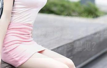 XIAOYU语画界 – 看，徐莉芝的连衣裙似乎每个细节都在轻声诱惑，真要是身在其中就好了，呃，梦里见？