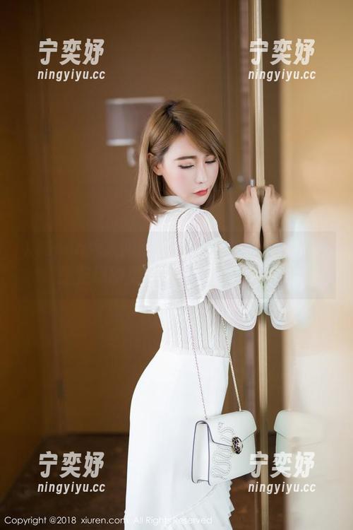 Xiuren秀人网-Olivia童安琪 Xiuren秀人网 - 图片直击灵魂:Olivia童安琪的美腿,别想我不羡慕!