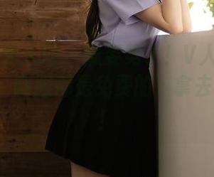 Xiuren秀人网 – 涨姿势了！V人爱Suki_baby，制服都是免费的，拿去做壁纸吧！