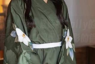 Xiuren秀人网 – 夏诗雯Sally的黑白写真：有种让你重温黑白电影的错觉！
