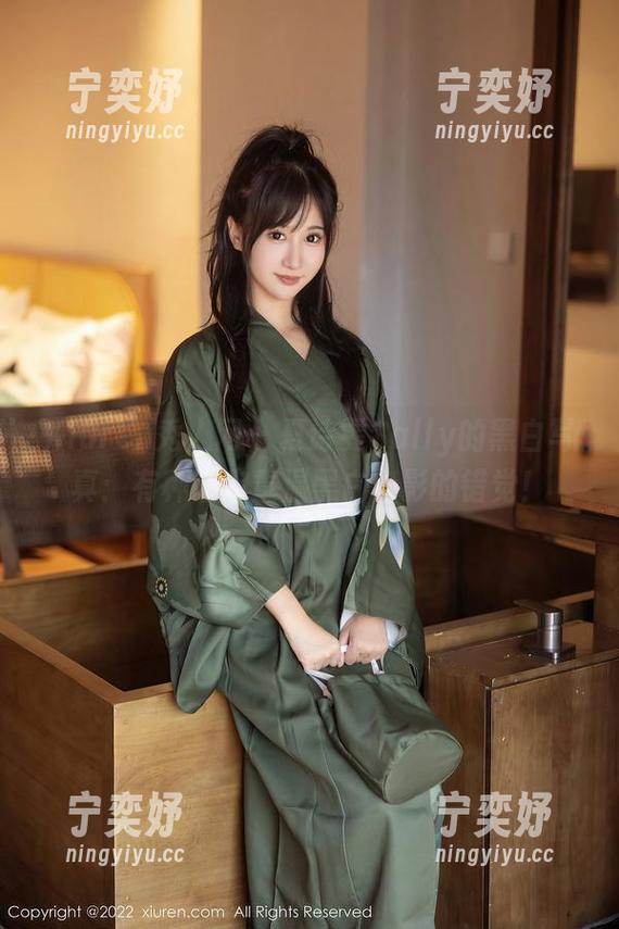 Xiuren秀人网-夏诗雯Sally Xiuren秀人网 - 夏诗雯Sally的黑白写真:有种让你重温黑白电影的错觉!