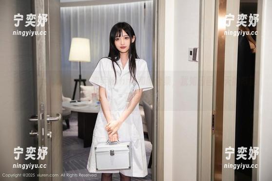 Xiuren秀人网-小泡芙winna Xiuren秀人网 - 小泡芙winna和服合集,犹如田园春天的奇葩花苞!