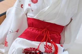 Xiuren秀人网 – 明日花桃桃的“白色秀”——高清资源，眼花缭乱