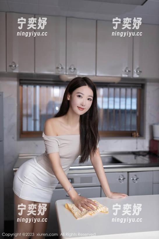 Xiuren秀人网-陈怡曼coco Xiuren秀人网 - 油亮的陈怡曼coco,高清写真就像洗过的水果,真想咬一口!
