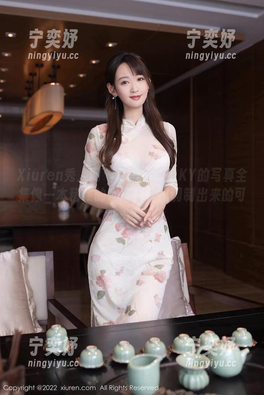 Xiuren秀人网 - 陈雅漫VICKY的写真全集像一本精致的食谱，专门调制出来的可爱分量。