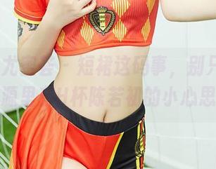 YouMi尤蜜荟 – 短裙这码事,别只看外表,资源里有H杯陈若初的小心思哦。