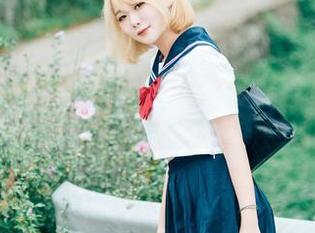 Zia(지아)送你绝不平淡的秘书专区，最新写真上线！