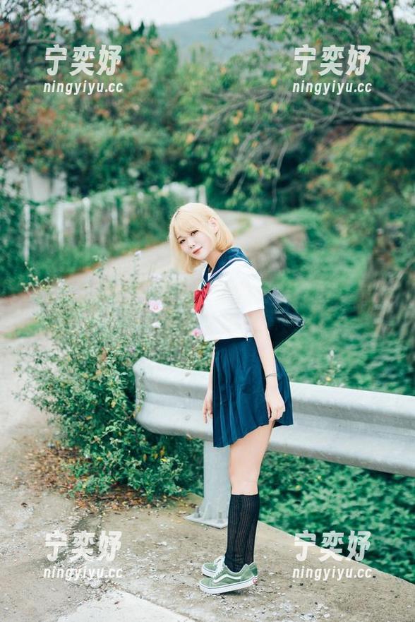 Zia(지아)送你绝不平淡的秘书专区，最新写真上线！