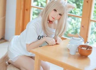 看coser衣衣的套图合集：紫雨心，逆风而立的少女前线