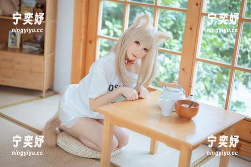 coser衣衣 看coser衣衣的套图合集:紫雨心,逆风而立的少女前线