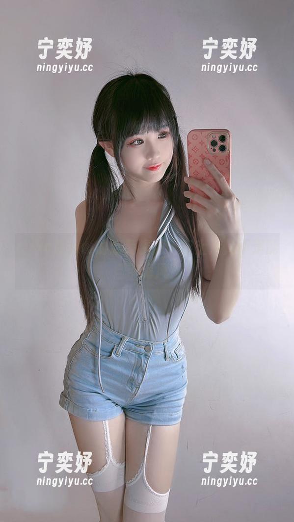 miko酱ww的泳装资源，穿上后是不是能自带海风？