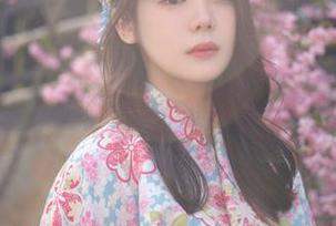 wuyo(우요)的女王精选：难道我该跪着欣赏吗？