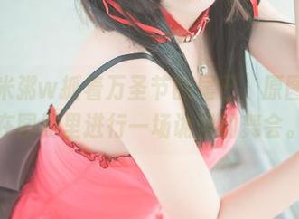 w黑米粥w抓着万圣节的尾巴，原图像是在图册里进行一场诡异的舞会。