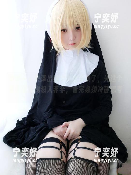 一小央泽 听说一小央泽出黑龙少女合集了,光这个名字就让我想入非非,看完必须冷静思考。