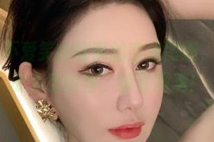 微密圈 – 不爱笑的赛琳的空姐图册，别小看这份免费内容，惊喜满满！