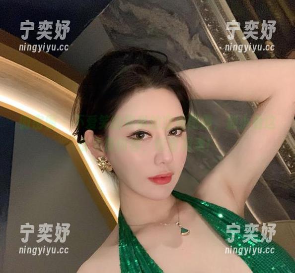 不爱笑的赛琳 微密圈 - 不爱笑的赛琳的空姐图册,别小看这份免费内容,惊喜满满!