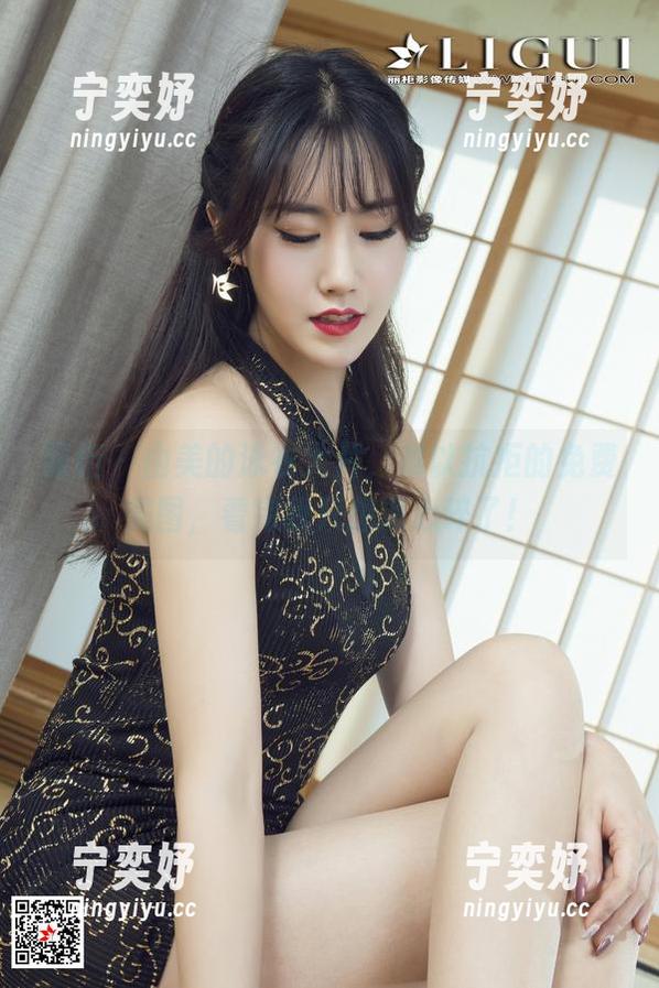 丽柜-由美 丽柜 - 由美的泳衣大片,难以抗拒的免费美图,看完我只想说心碎了!