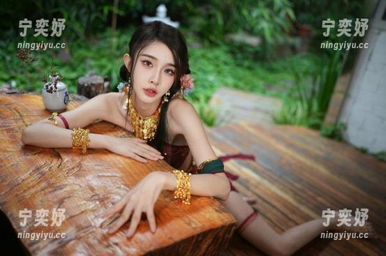 余多多Dudu 看这一波余多多Dudu的肉丝套图,让我不小心想多停留。