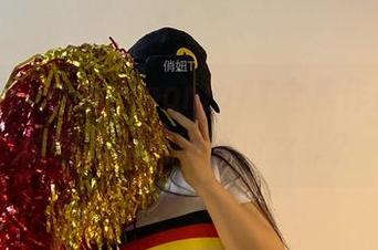 微密圈 – 俏妞qiaoniuTT全集作品：谁说蜘蛛侠只能男扮女装？