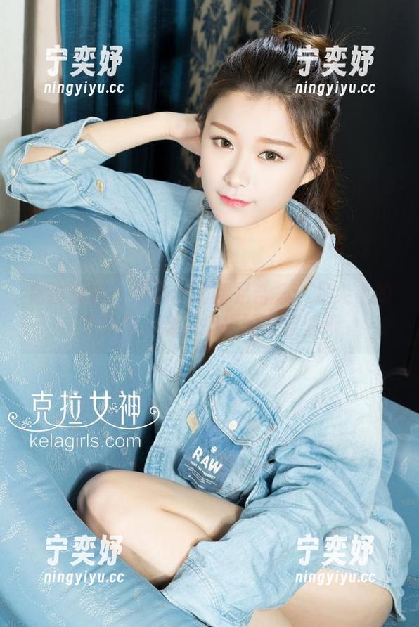 克拉女神-依娜丝 克拉女神 - 依娜丝的裸足合集:足尖上的小冒险,难以捉摸的美丽壁纸