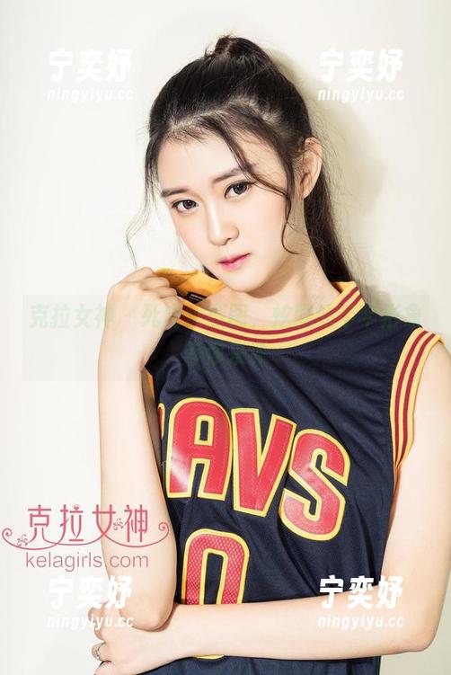 克拉女神 - 死库水原图，炫酷的芊芊形象等你来评