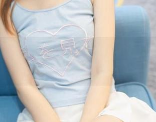 喵糖映画：JK制服福利，谁说学妹只能在教室里？