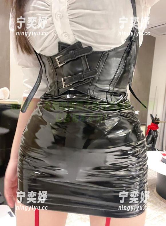 奔跑的晶骡子 微密圈 - 奔跑的晶骡子的浴室历险:图册让你措手不及!