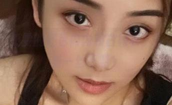 微密圈 – 奶雯的红色内内和白衬衣，高清图中透着一丝不羁！