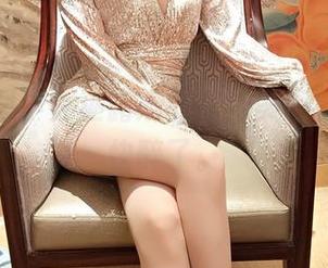 免费获取小女巫露娜的芳踪美图，看到都快醉了。