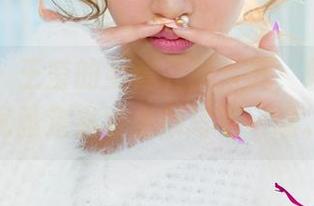 尤果网 – 王莹的全套礼服写真,轻易就把优雅定义给重新写了一遍。