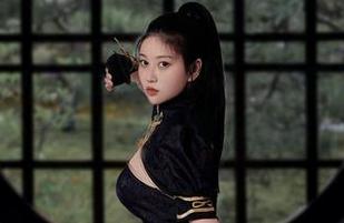 年年Nnian灰丝合集来了，免费而不失品位，欢迎围观新晋时尚趋势！