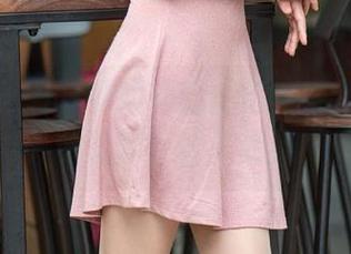 推女郎 – 看，潘娇娇的运动写真，肢体意外的柔软，让人想到…