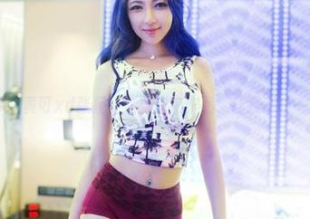 推女郎 – 黄可xd张扬：这张皮衣作品，让我不止一次停留