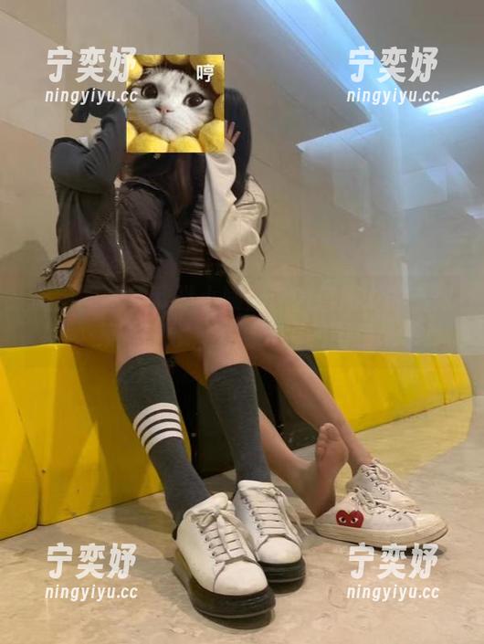 微密圈 - 无敌哒小姨妈：微信朋友圈系列视频-第一部分，爽翻天福利图包来袭！