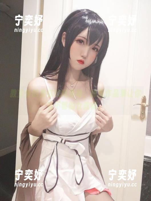 教室外的是你的阿薰呀，原图作品集让你看不够的女教师。