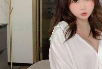 小心被是依酱吖的蕾丝内衣图集俘获情绪,下载更轻松!