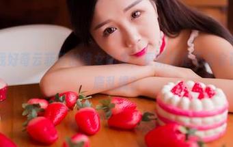 果团网 – 我好奇云菲菲的修女图集，更新后是不是会让我心里小鹿乱撞？