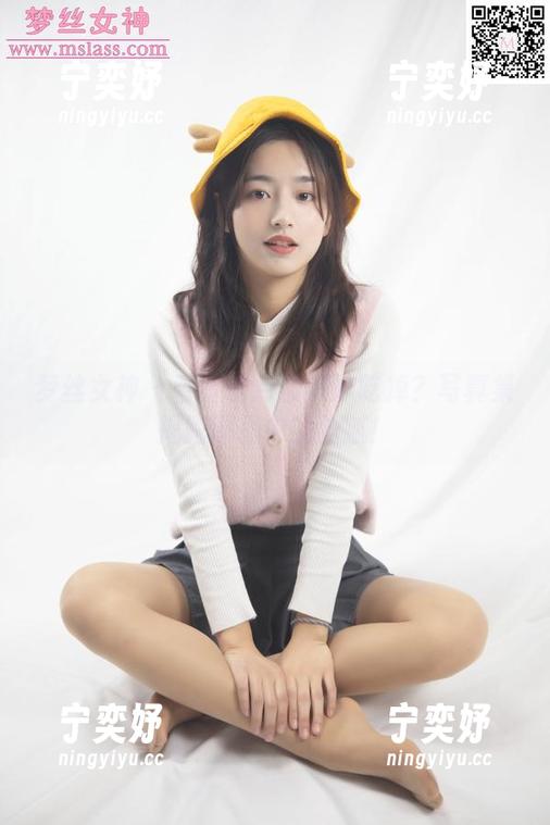 梦丝女神 - 香萱差点被妹妹吃掉？写真集揭露原图中的猫腻！