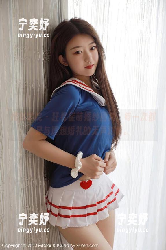 模范学院 - 狂看星萌婚纱图集，每一次都是与理想婚礼的无声对峙。
